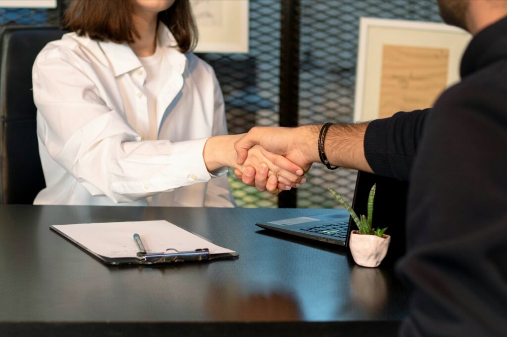 how to get clients fast with 7 easy steps